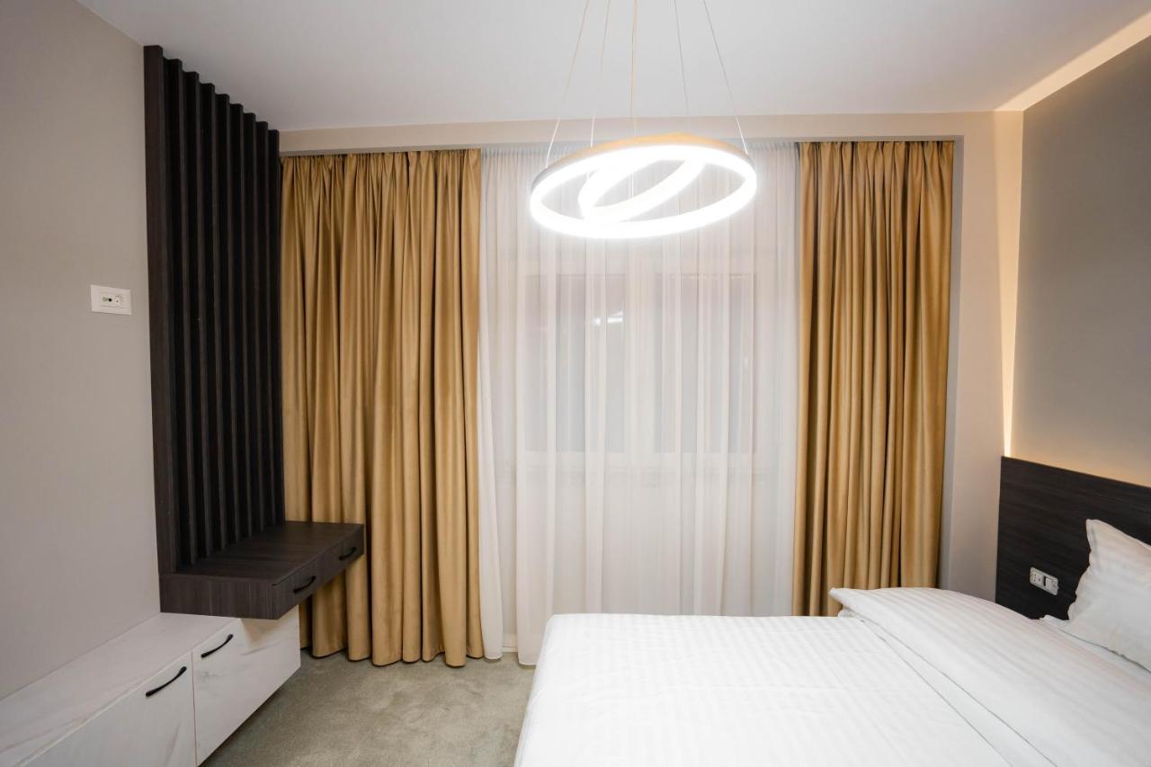 Deluxe Aparthotel Marwell Residence Suceava Exterior photo